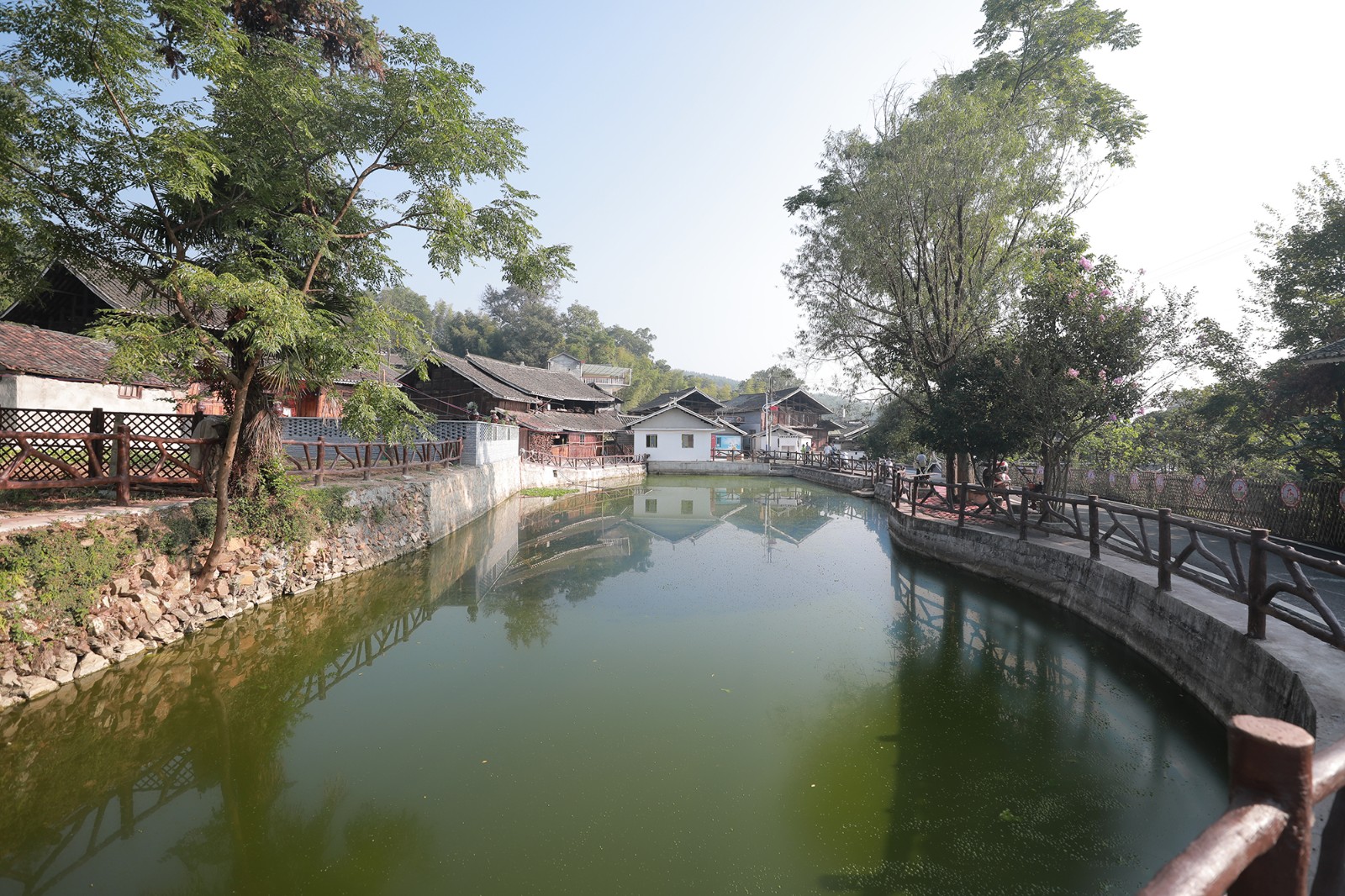 2H2A1424.JPG 2H2A1424.JPG