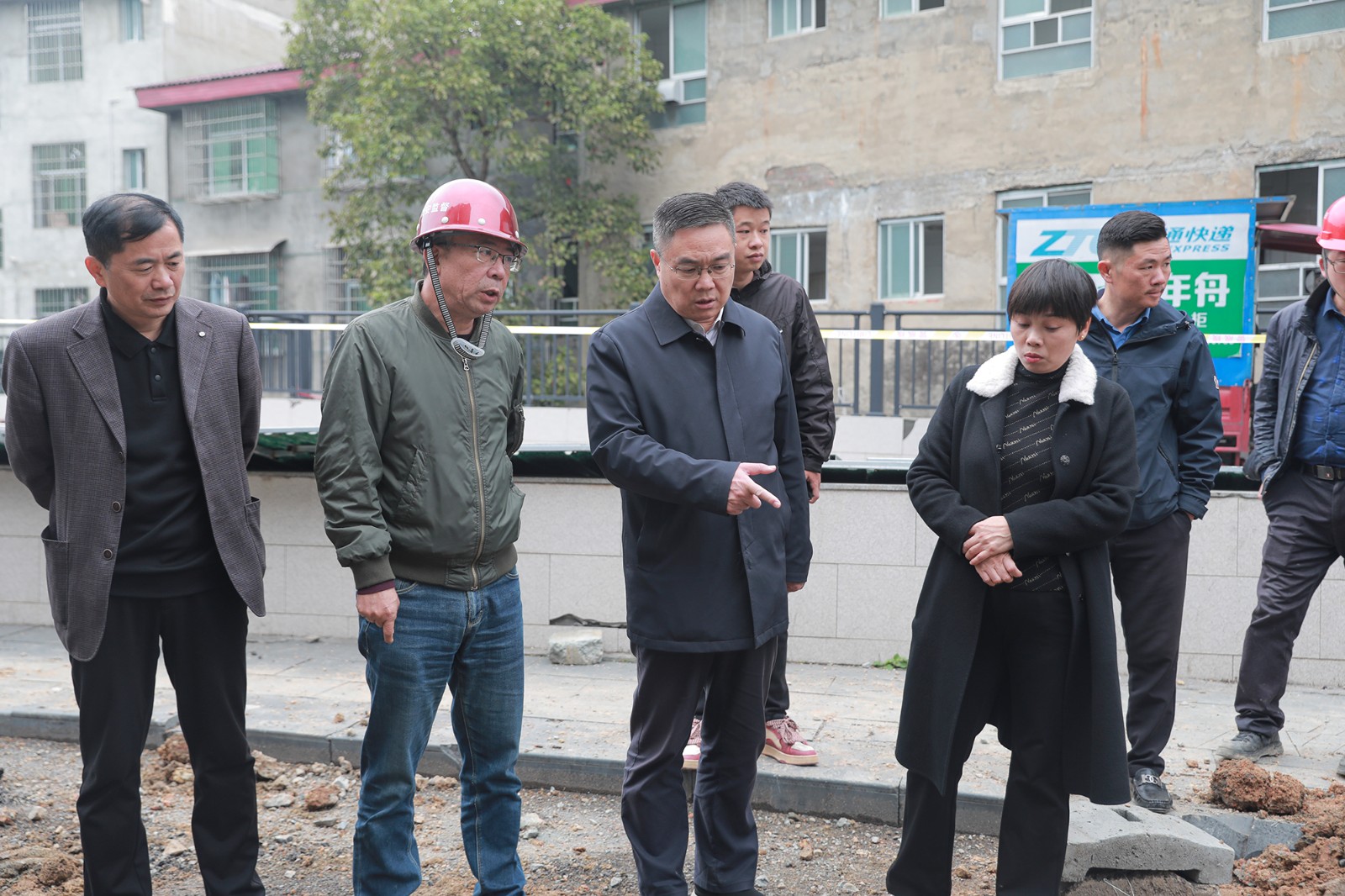 2H2A6184.JPG 2H2A6184.JPG