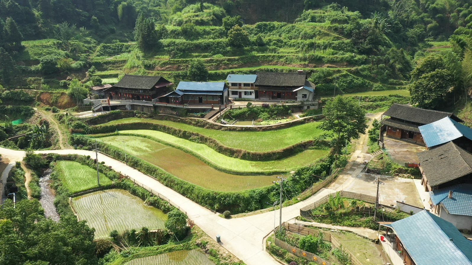 马鞍镇黄家村:"最美清洁户"评比"评" 出美丽村寨 - 会同县人民政府